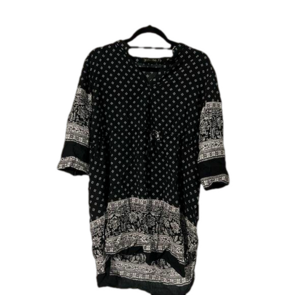 Fashion Baby Tops - Fashion Baby Womens Flowy Black And White Top Size XXL